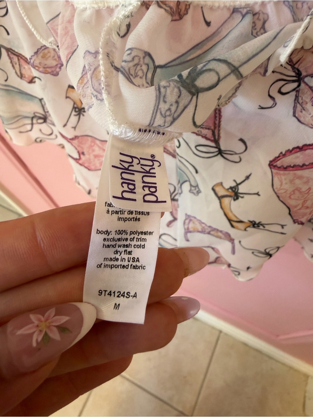 Hanky Panky Ivory Sheer Camisole & Ruffle Shorts with Pastel Lingerie Print - Picture 4 of 6